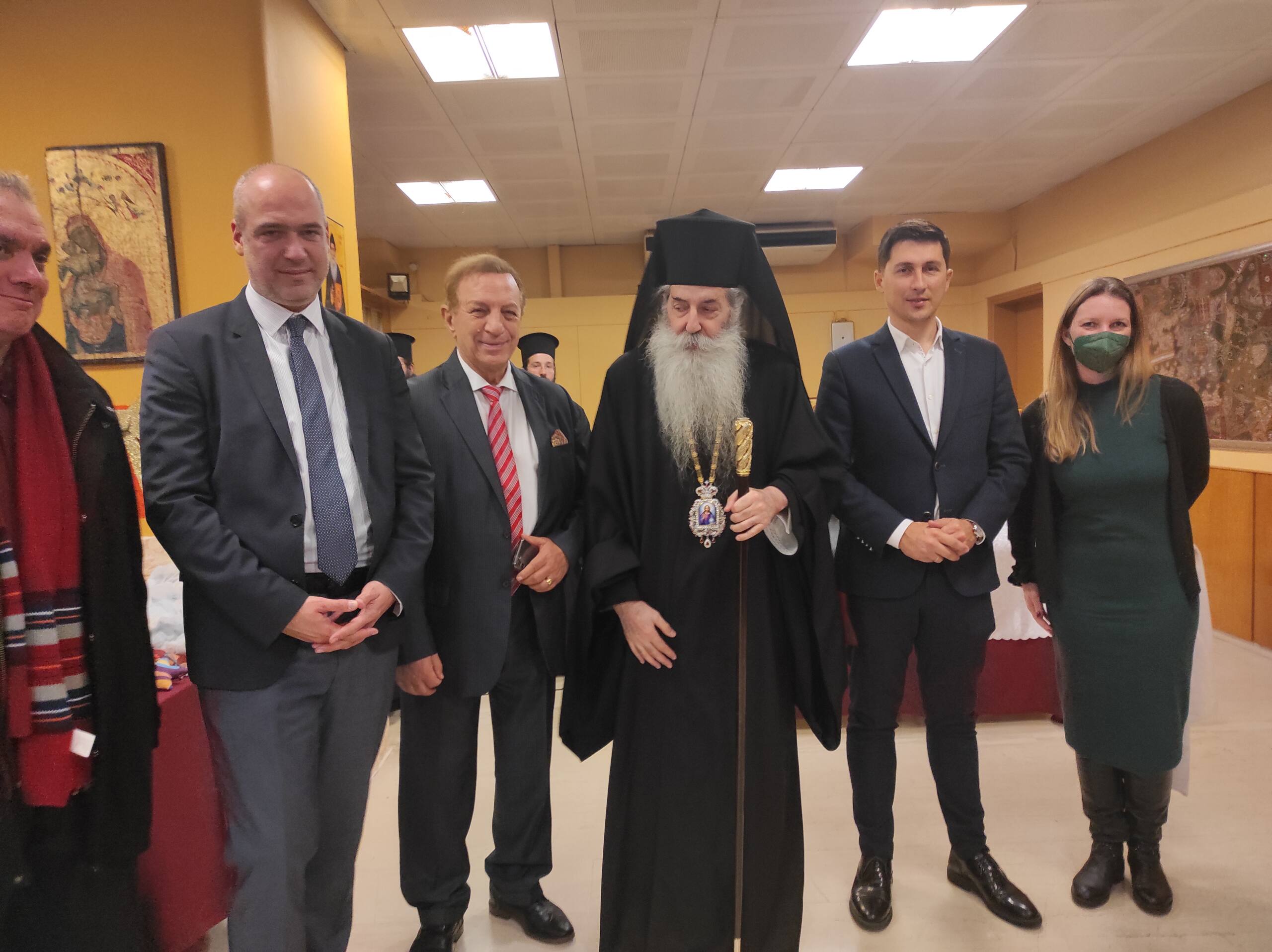 ΙΕΚ ΑΛΦΑ Πειραιά: Μήνυμα αλληλεγγύης & ανθρωπιάς στη Χριστουγεννιάτικη Δωροέκθεση 2022-2023
