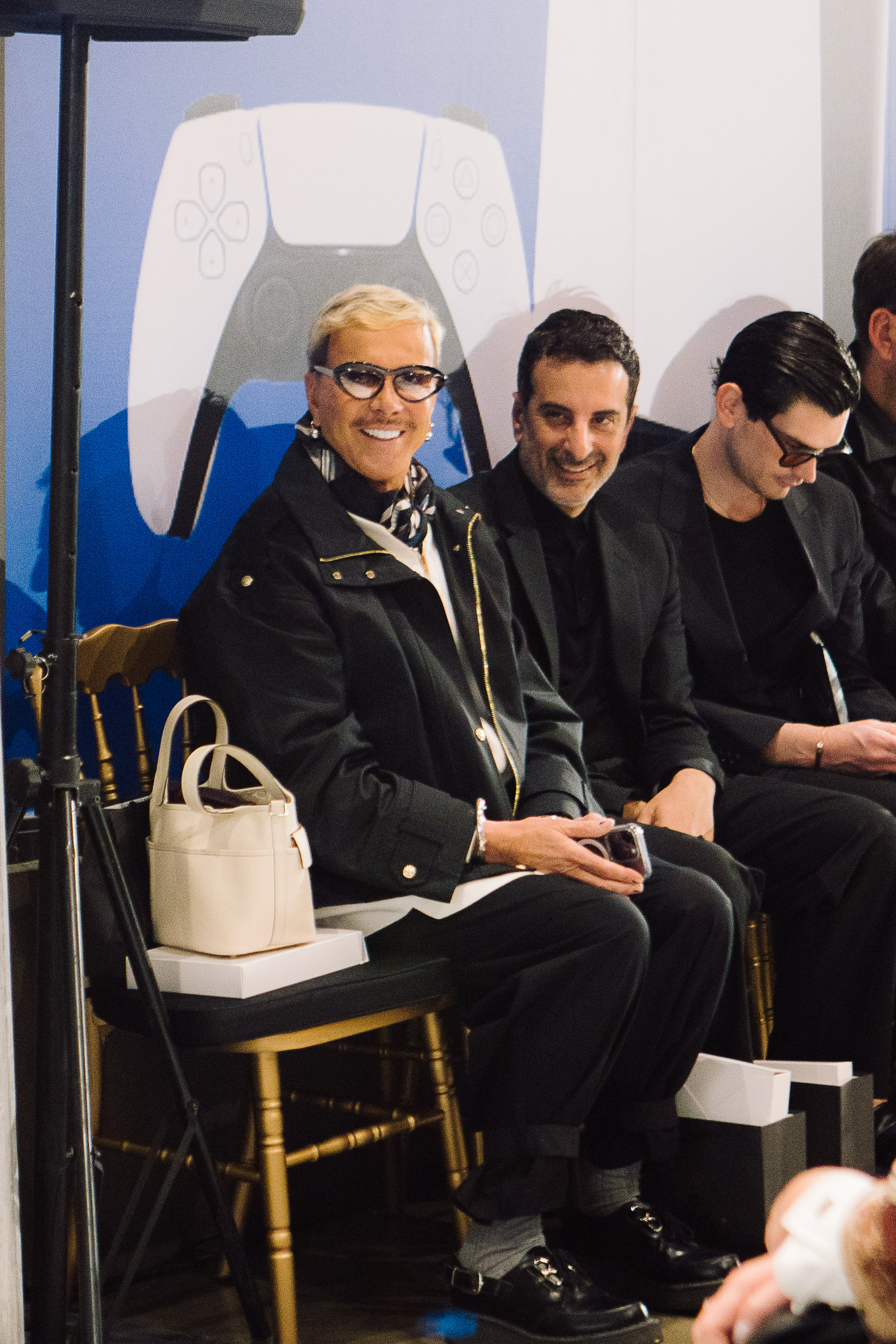 ALL THINGS FASHION Ένα λαμπερό fashion show του notos για την σεζόν Άνοιξη – Καλοκαίρι 2023
